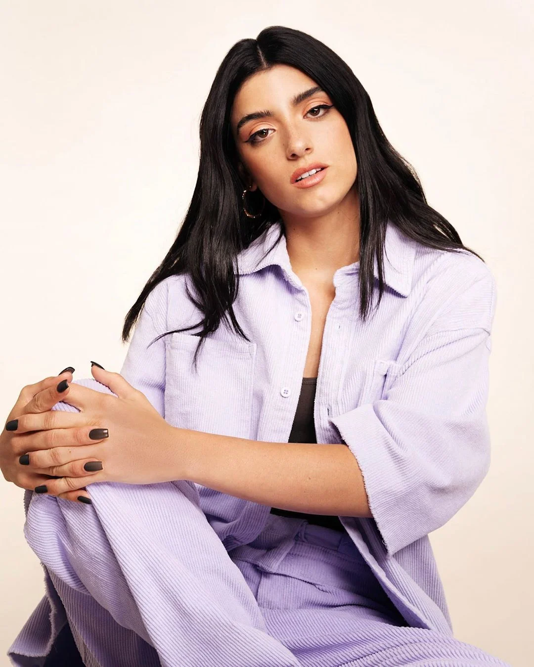 Amigos e familiares de Dixie D’Amélio reagem em vídeo fofo ao seu clipe