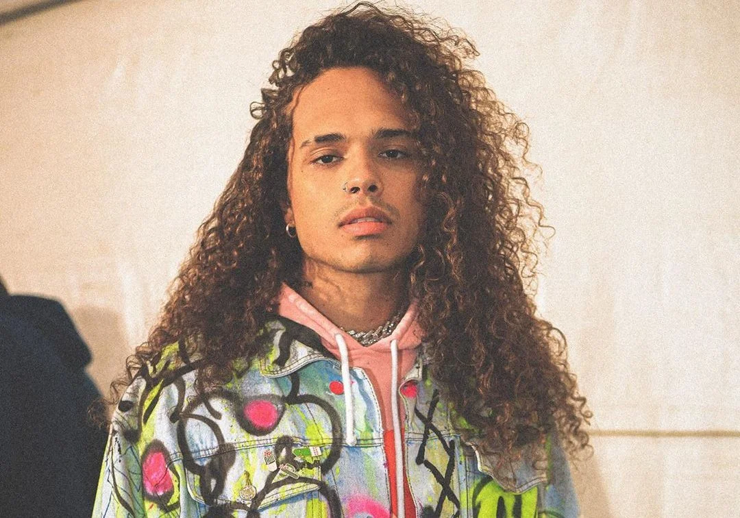 “Vai ser uma coletânea de tudo que eu sou” diz Vitão sobre show no FT 2020