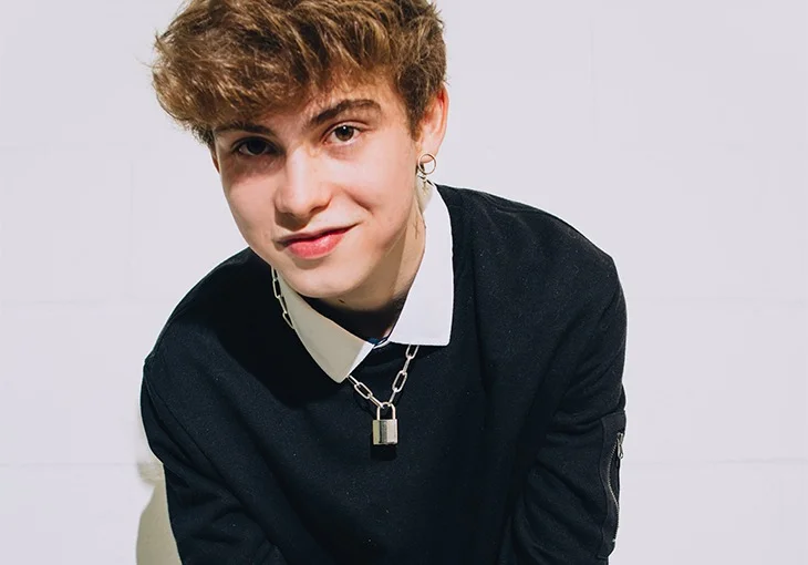 Cover FT: Lucas Andrade inaugura novo quadro do FTTV, que dá espaço para novos artistas!