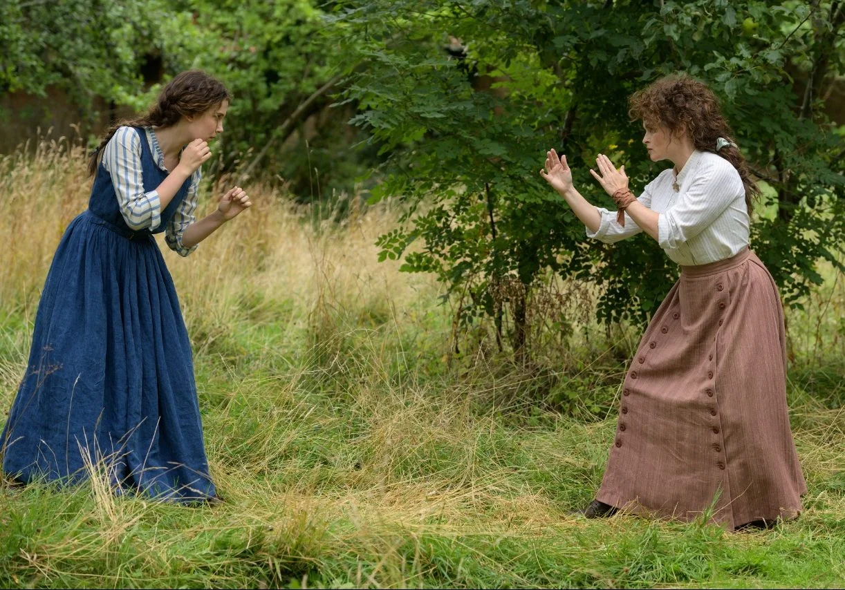 “Ela é uma potência” diz produtora de ‘Enola Holmes’ sobre cenas de luta de Millie Bobby Brown!