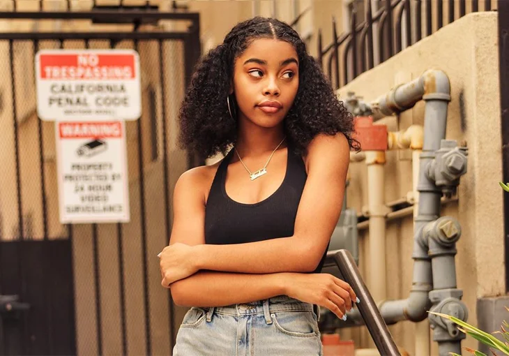 Você precisa ver a Jadah Marie, de ‘Julie and the Phantoms’, falando português!