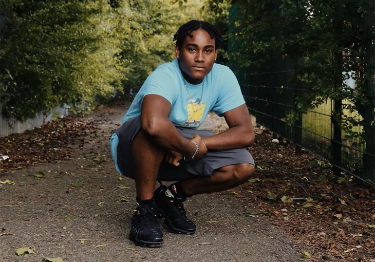 Você precisa ver essa foto super fofa do Lamar Morris com sua namorada!