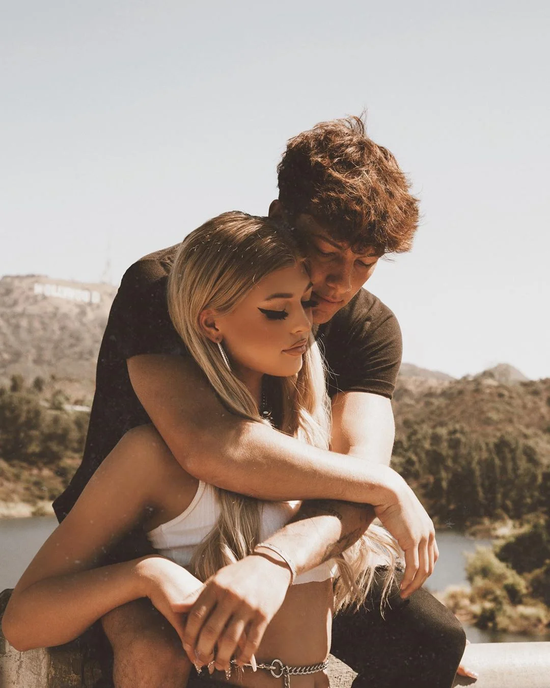 Com participação de Tayler Holder, Loren Gray lança o clipe romântico de ‘Alone’