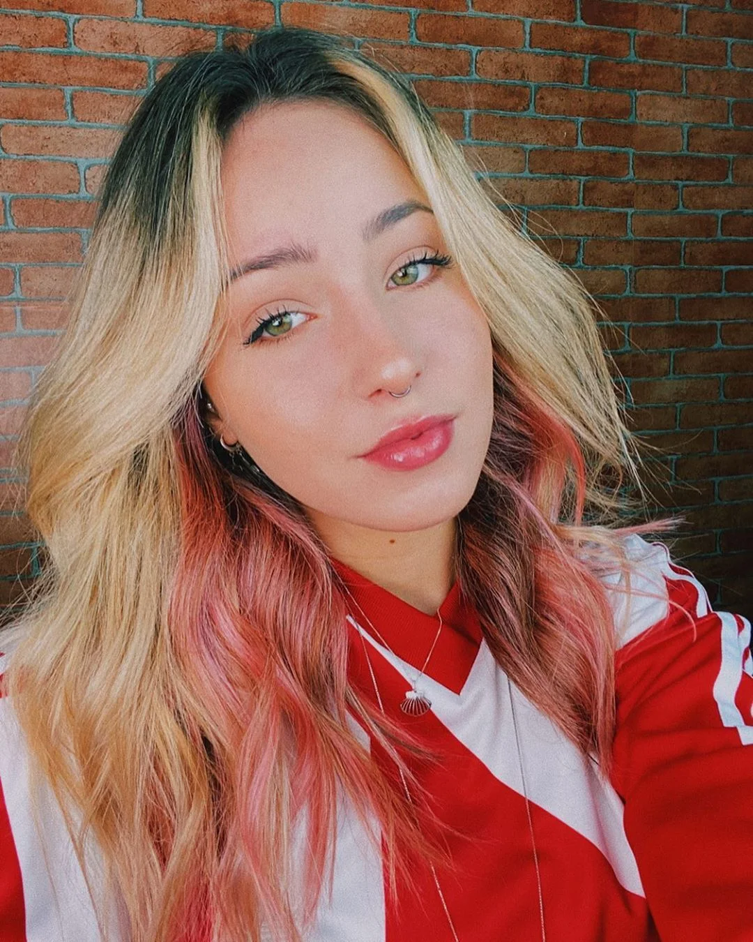 Prepara o lencinho! 4 músicas da Mharessa que vão te emocionar