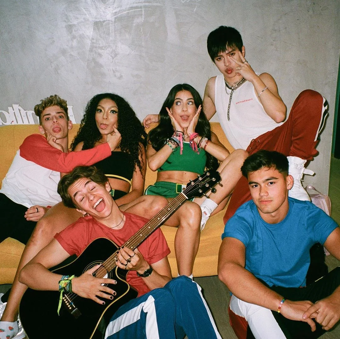OMG! Já sabemos quando a coleção de tênis do Now United estará disponível