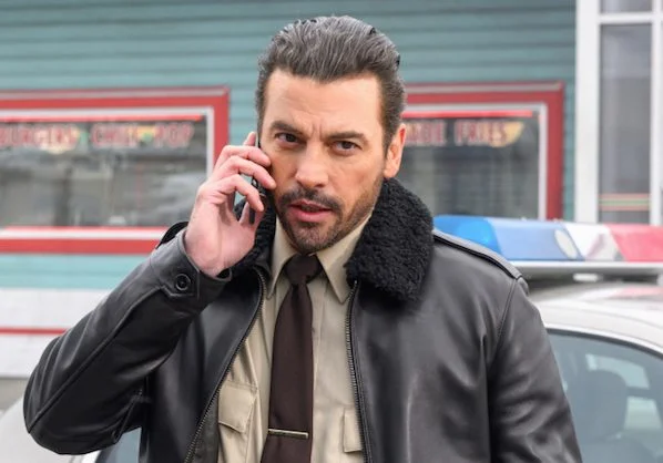 Com a saída de Skeet Ulrich de ‘Riverdale’ o que acontecerá com FJ Jones? Confira algumas teorias