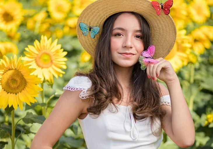 Valentina Oliveira fala sobre padrões de beleza, transição para adolescência e mais!