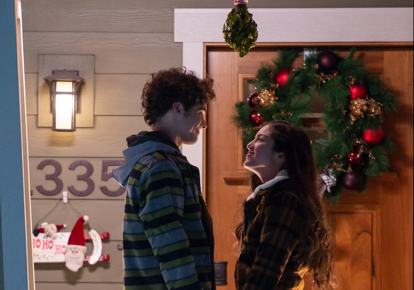 Especial de Natal de ‘High School Musical: The Musical’ ganha trailer e Joshua Besset terá canção inédita!