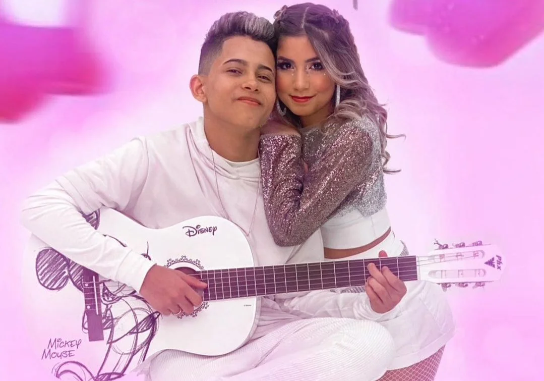 Felipinho e Gabyy Souza fazem declaração de amor em ‘Nossa História’