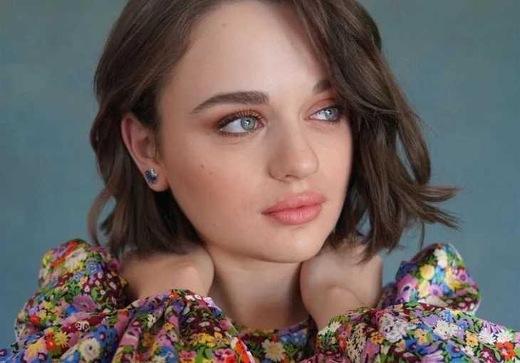 Joey King da realeza? Atriz vai viver uma princesa em novo filme do Hulu