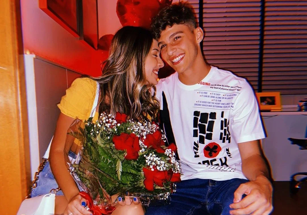 Juju Franco libera vídeo do pedido de namoro e estamos shippando ainda mais #JULIPE!