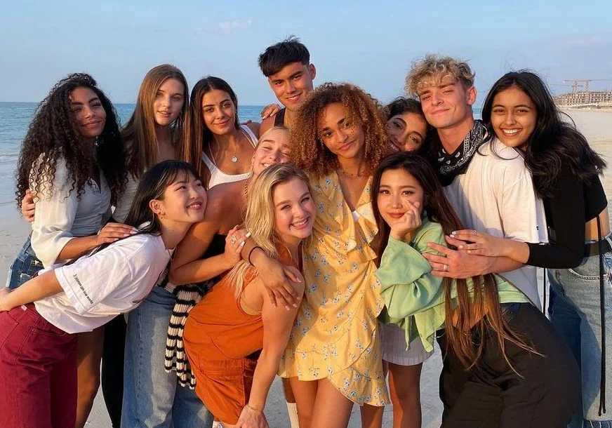 Now United compartilha o primeiro ensaio com Mélanie e a coreô é de uma música nova!