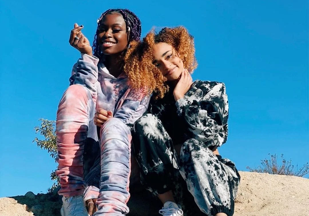 Saiu! ‘Hewale’, com Diarra Sylla e Mélanie Thomas, é o novo hino do Now United