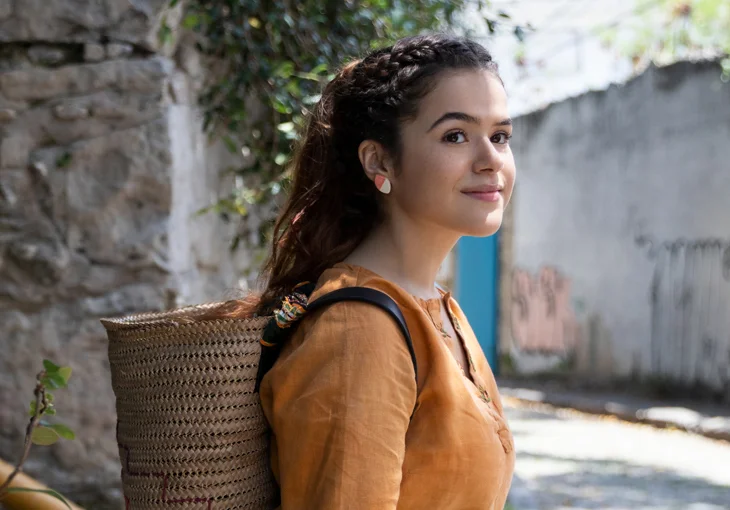 Maísa sai em busca de seu pai em novo filme da Netflix! Vem ver o trailer de “Pai em Dobro”