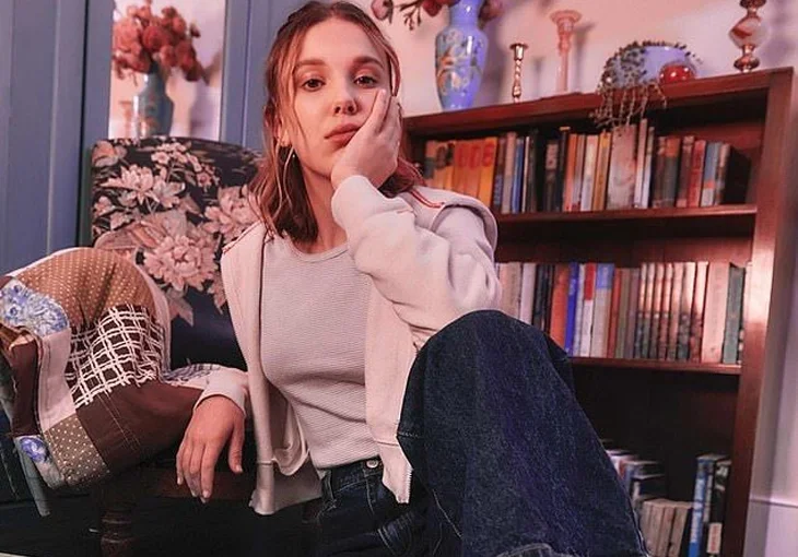 Millie Bobby Brown chora depois de momento desconfortável com fã: “Sou um ser humano”