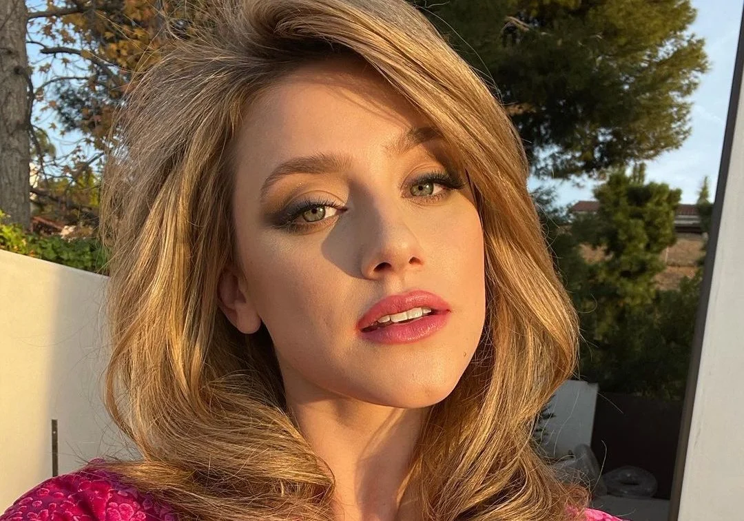 Lili Reinhart conta qual será a profissão de Betty Cooper e já queremos vê-la brilhando em ‘Riverdale 5’