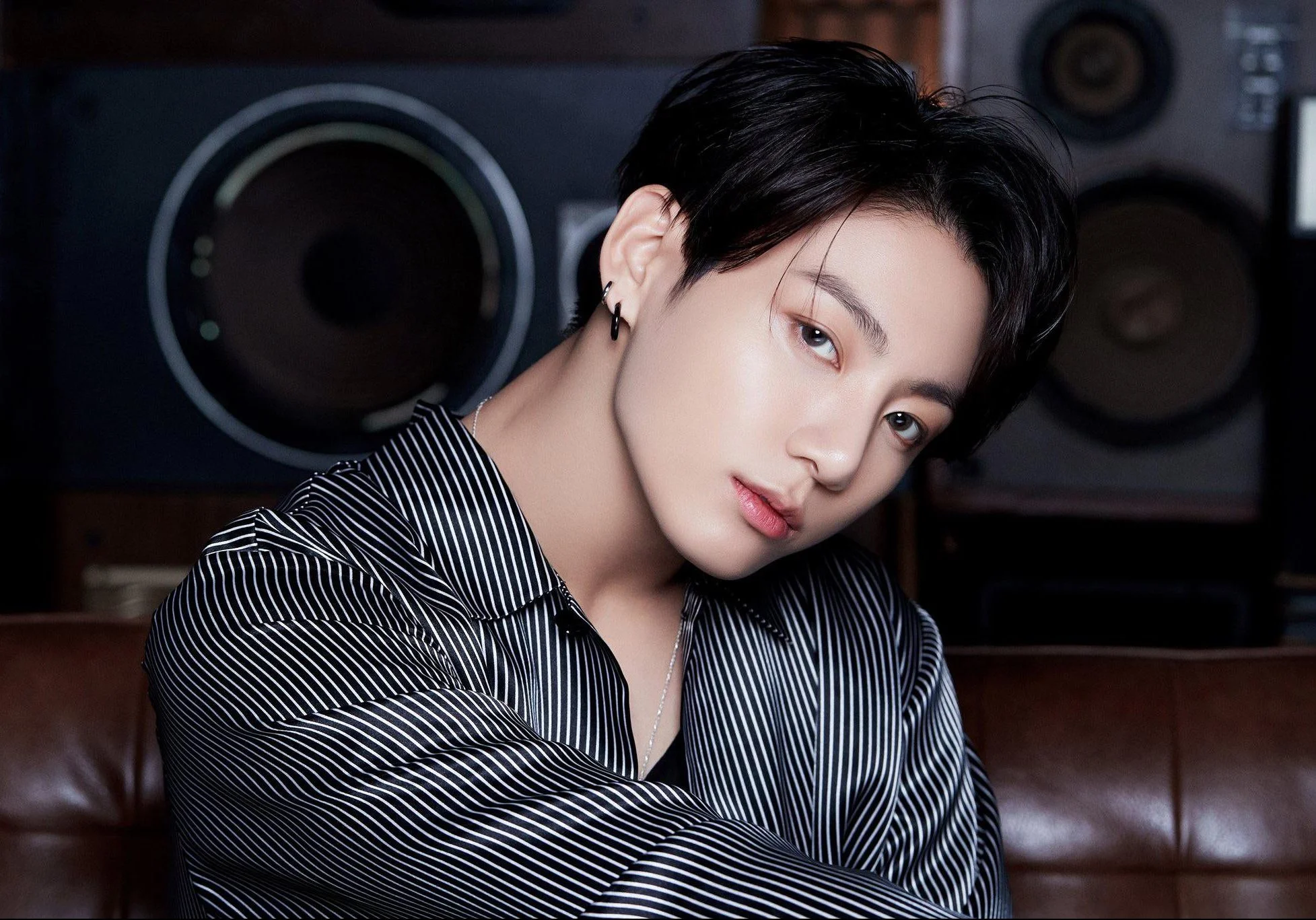 OMG: Jungkook, do BTS, aparece com nova tatuagem e fãs piram!