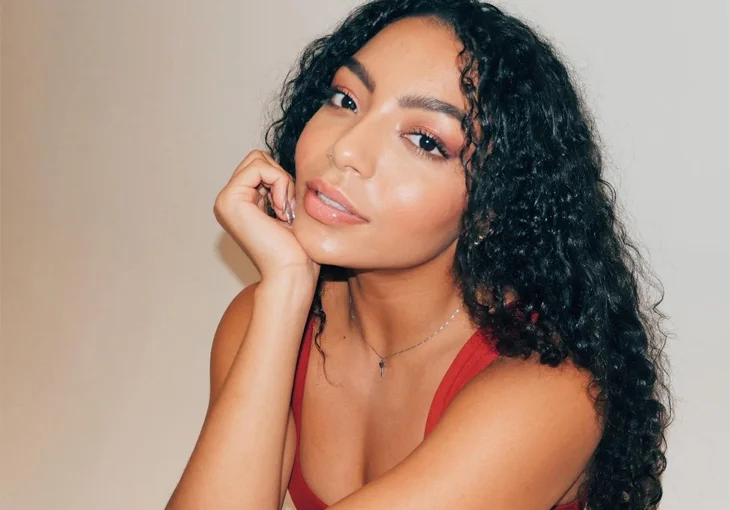Você precisa ver a reação da Any Gabrielly ao ouvir ‘All Day’, do Now United, na versão forró!