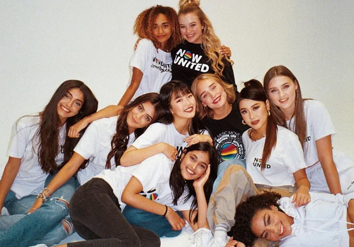 Agora o Now United tem um game de cartas pra chamar de seu! Vem ver como jogar