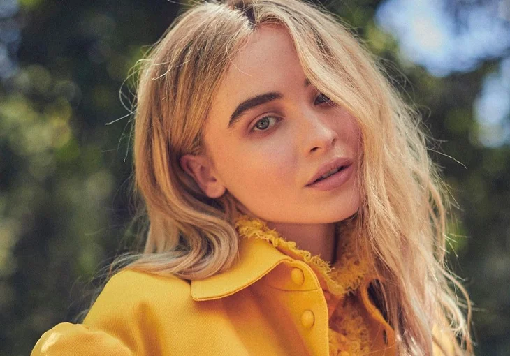 Shade para Olivia Rodrigo? Sabrina Carpenter lança ‘Skin’, seu novo single!