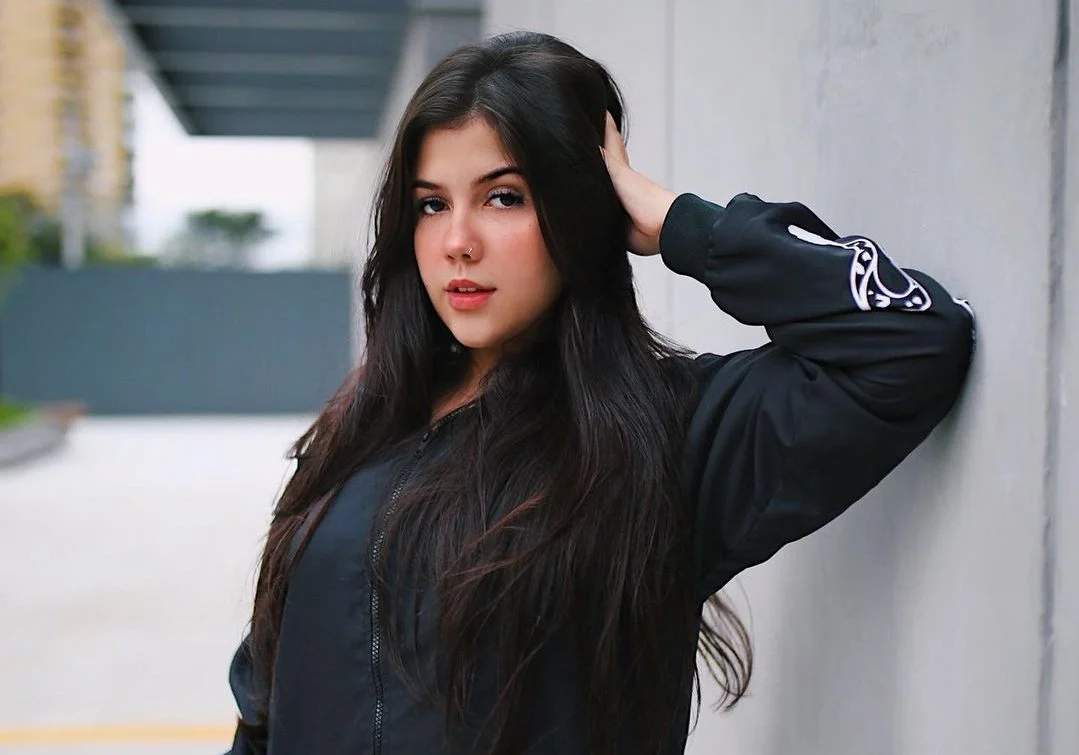 Luiza Parente vai morar sozinha em SP! Girl faz vlog visitando apês e dando detalhes dessa nova fase