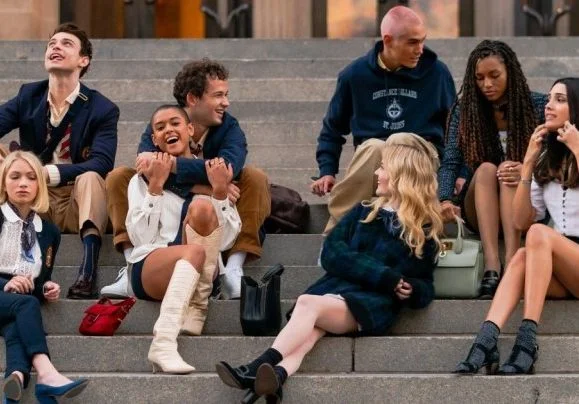 ‘Gossip Girl’: Você precisa ver as novas fotos lindas do elenco da série!