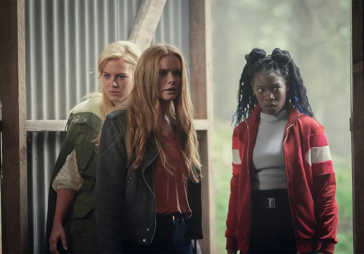 Poderes evoluídos, mãe de Bloom e mais. Elenco de ‘Fate: A Saga Winx’ fala sobre teorias dos fãs!