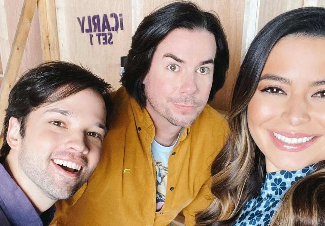 Miranda Cosgrove, Jerry Trainor e Nathan Kress protagonizam prévia divertida do revival de ‘ICarly’