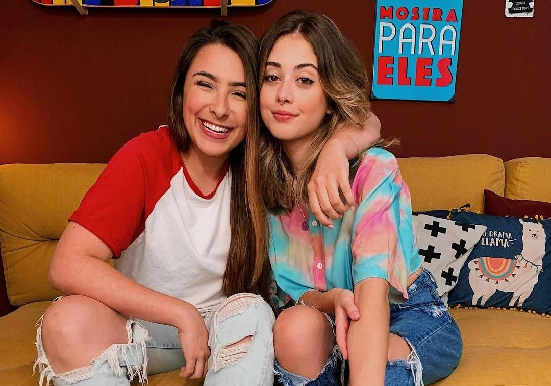 Desafio das cantoras: Ananda e Bibi Tatto lutam para ver quem para de cantar primeiro!