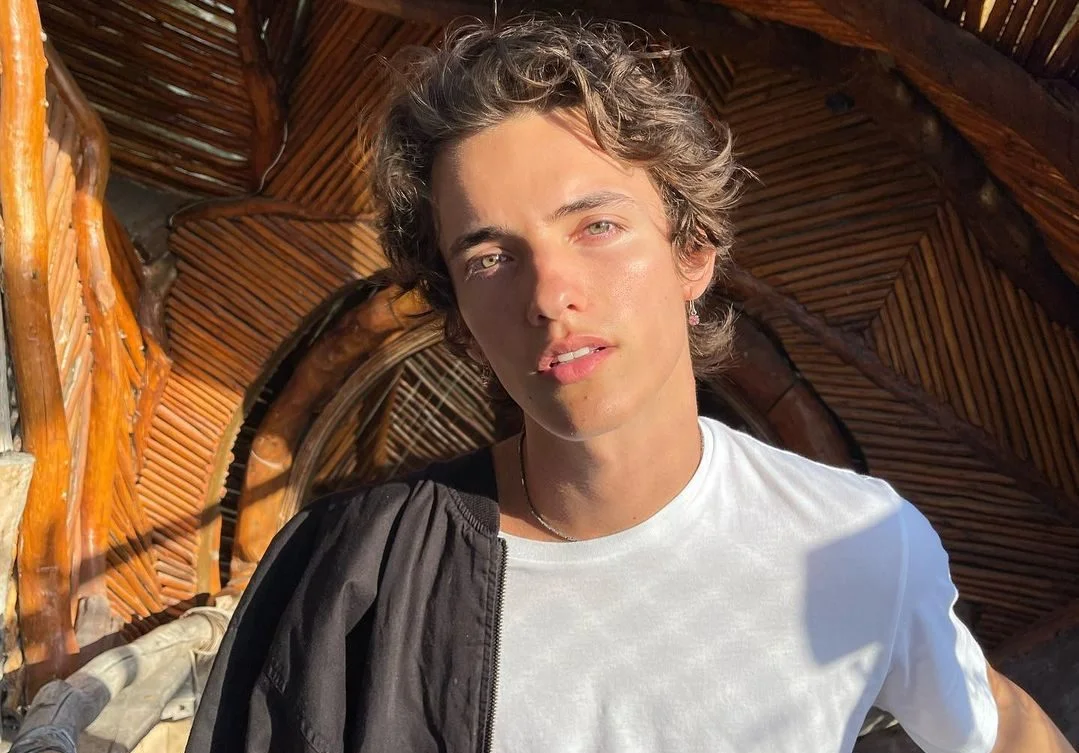 Talento puro! Noah Urrea entrega cover incrível de ‘Hold On’, com direito a clipe e tudo