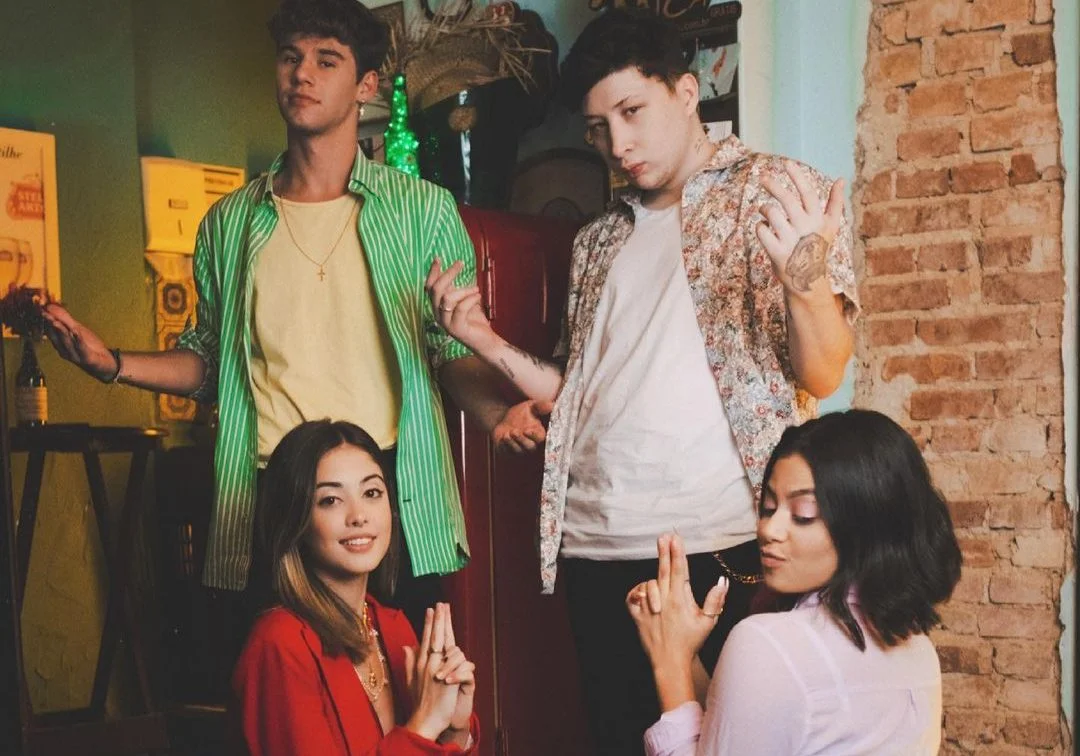 Ananda e Donatto vivem amor à primeira vista em ‘Quero Agora’, clipe com participação de Lucca e Clara!