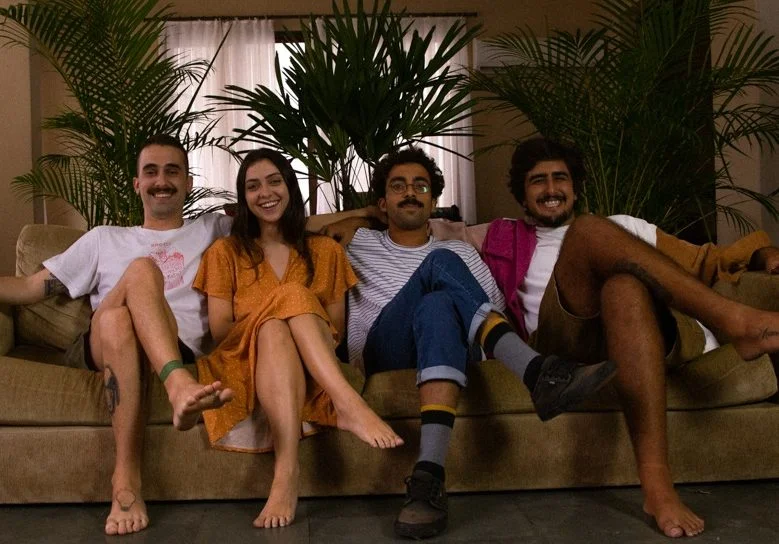 Lamutes falam de término no clipe de ‘Onde Anda Você’, com participação de Polliana Aleixo