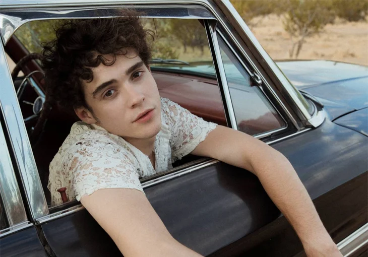 Para sorrir e chorar: Joshua Bassett libera primeiro EP com canções cheias de emoções!