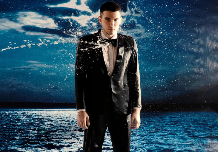 Continuando sua nova era, Jão lança ‘Amor Pirata’. Vem ouvir!