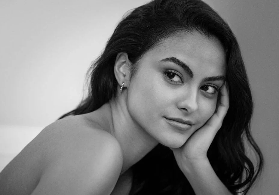 Cami Mendes abre o jogo sobre Barchie, Chad Gekko e futuro de Veronica com Archie em ‘Riverdale 5’