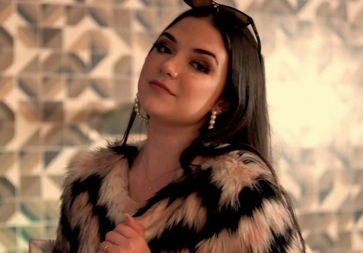 Giana Mello está poderosa e arrasa no funk no clipe de ‘Vou Jogar’