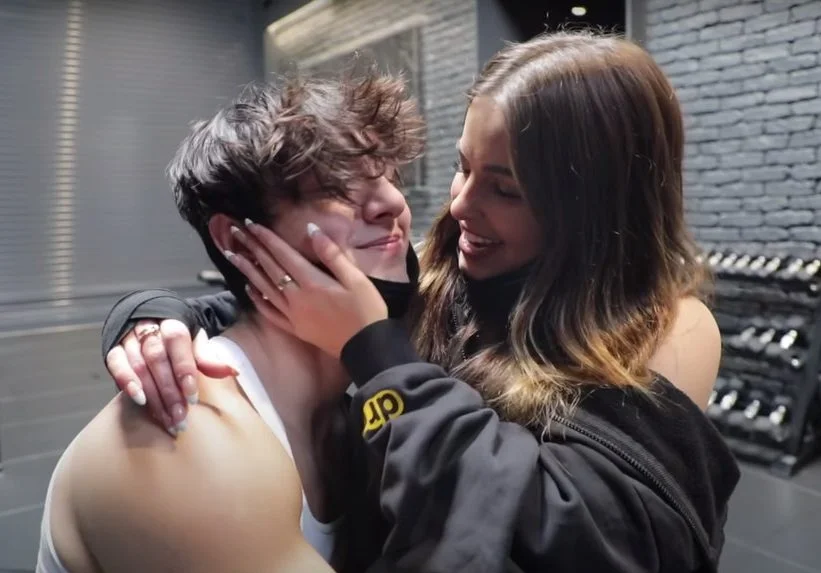 Indireta para Addison Rae? Bryce Hall posta tuíte e fãs acham que é shade para a girl