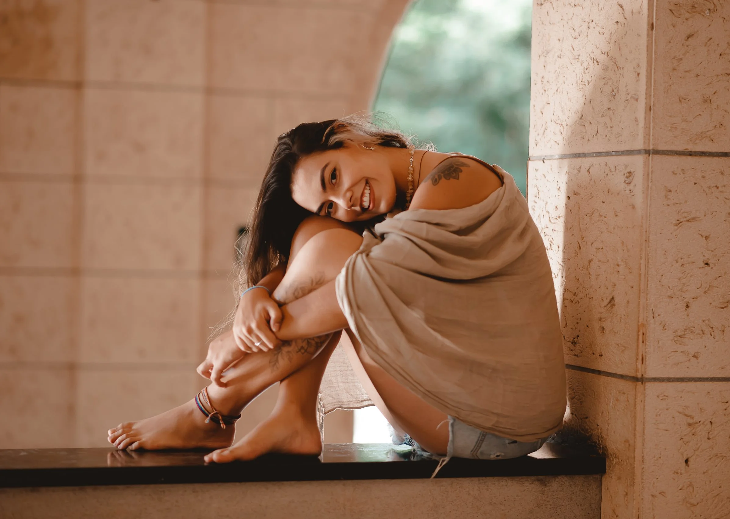 Música nova! Carol Moura lança ‘Waze’, canção leve e divertida, nesta quinta