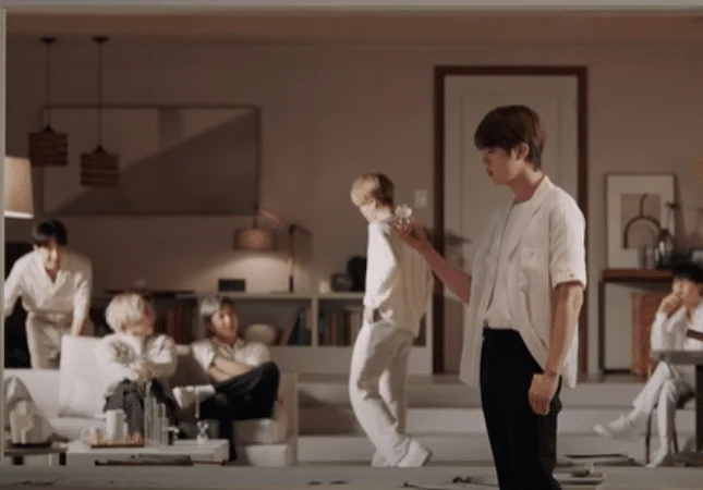 Com clipe melancólico, BTS lança música em japonês ‘Film Out’!