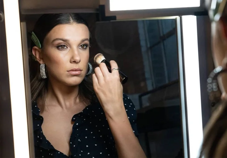 “Não vou mais interpretar papéis infantis”: Millie Bobby Brown fala sobre fãs ainda a verem como uma criança