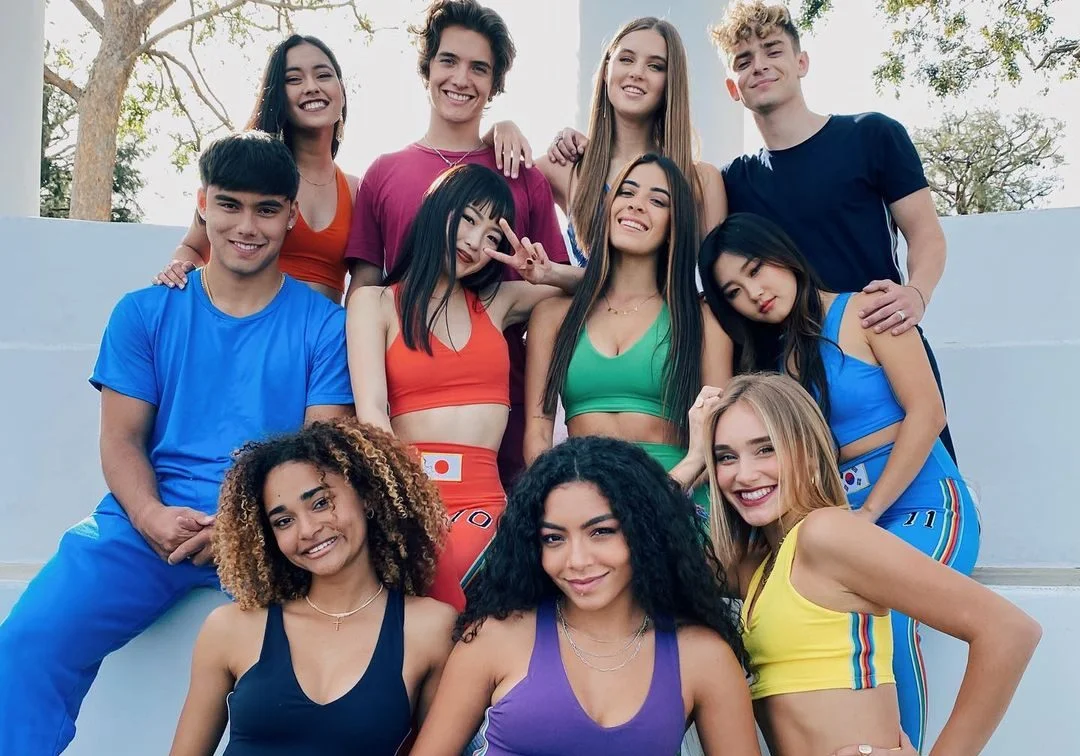 Now United se diverte em jogo revelando curiosidades engraçadas sobre o outro
