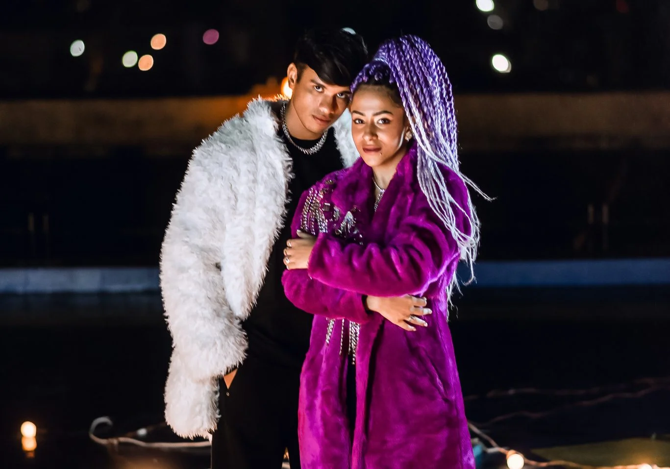 Inspirado em fatos reais, Luan Otten e Lourena cantam sobre noite hot no quarto ‘5458’