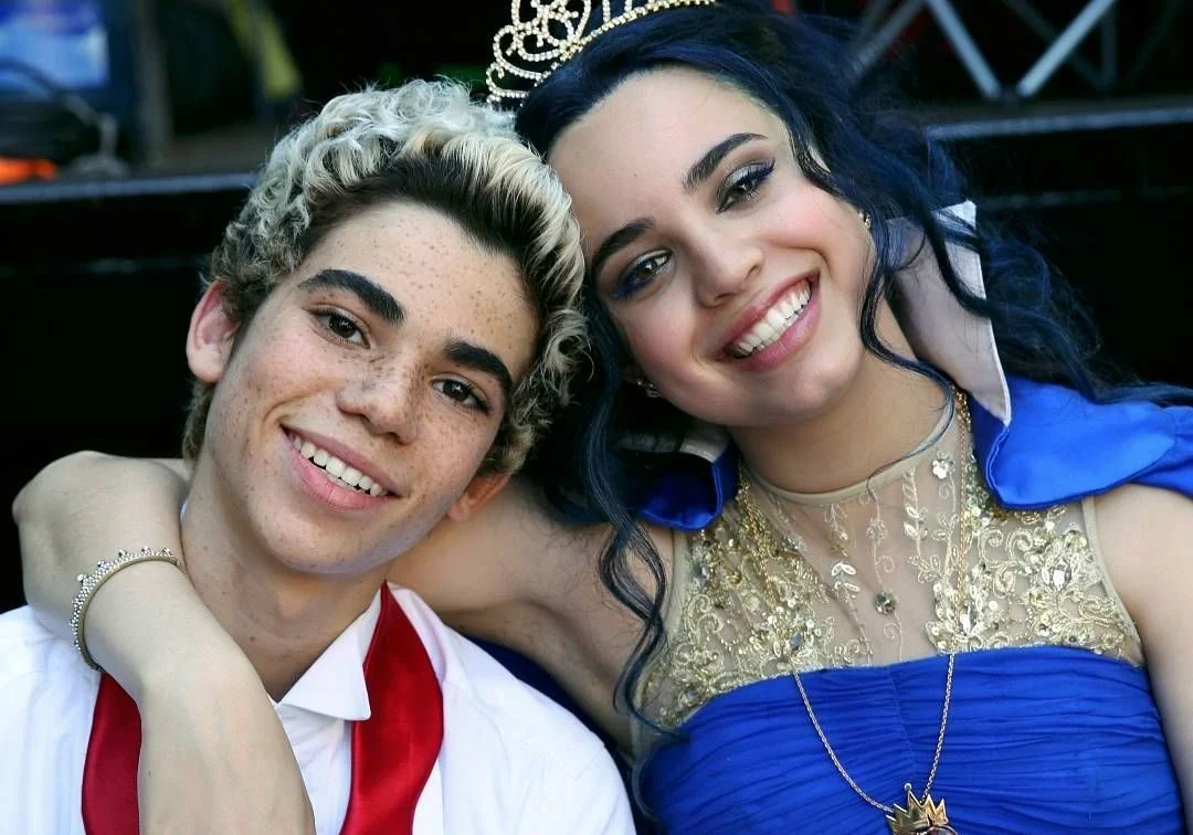 Sofia Carson vai participar de campanha em homenagem ao aniversário de Cameron Boyce! Entenda