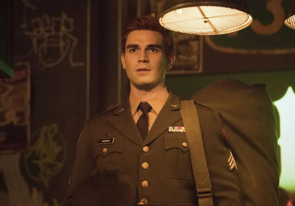 Além de ‘Riverdale’: KJ Apa vai interpretar outro militar em novo filme! Vem saber tudo