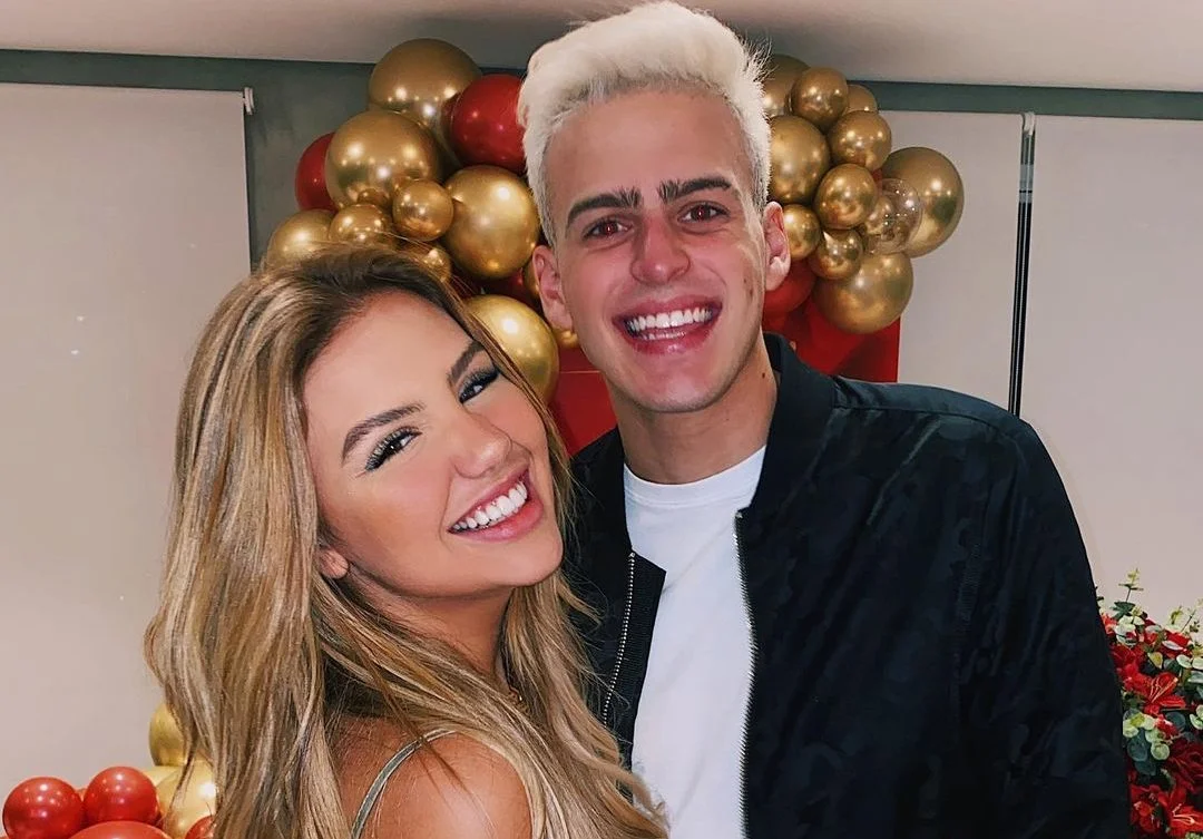 A reconciliação veio! Parece que Vivi e Jon Vlogs estão juntos novamente
