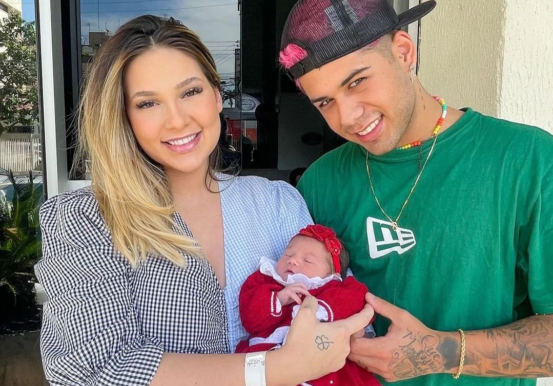 Primeiro banho de Maria Alice! Virginia compartilha os detalhes desse momento com a filha