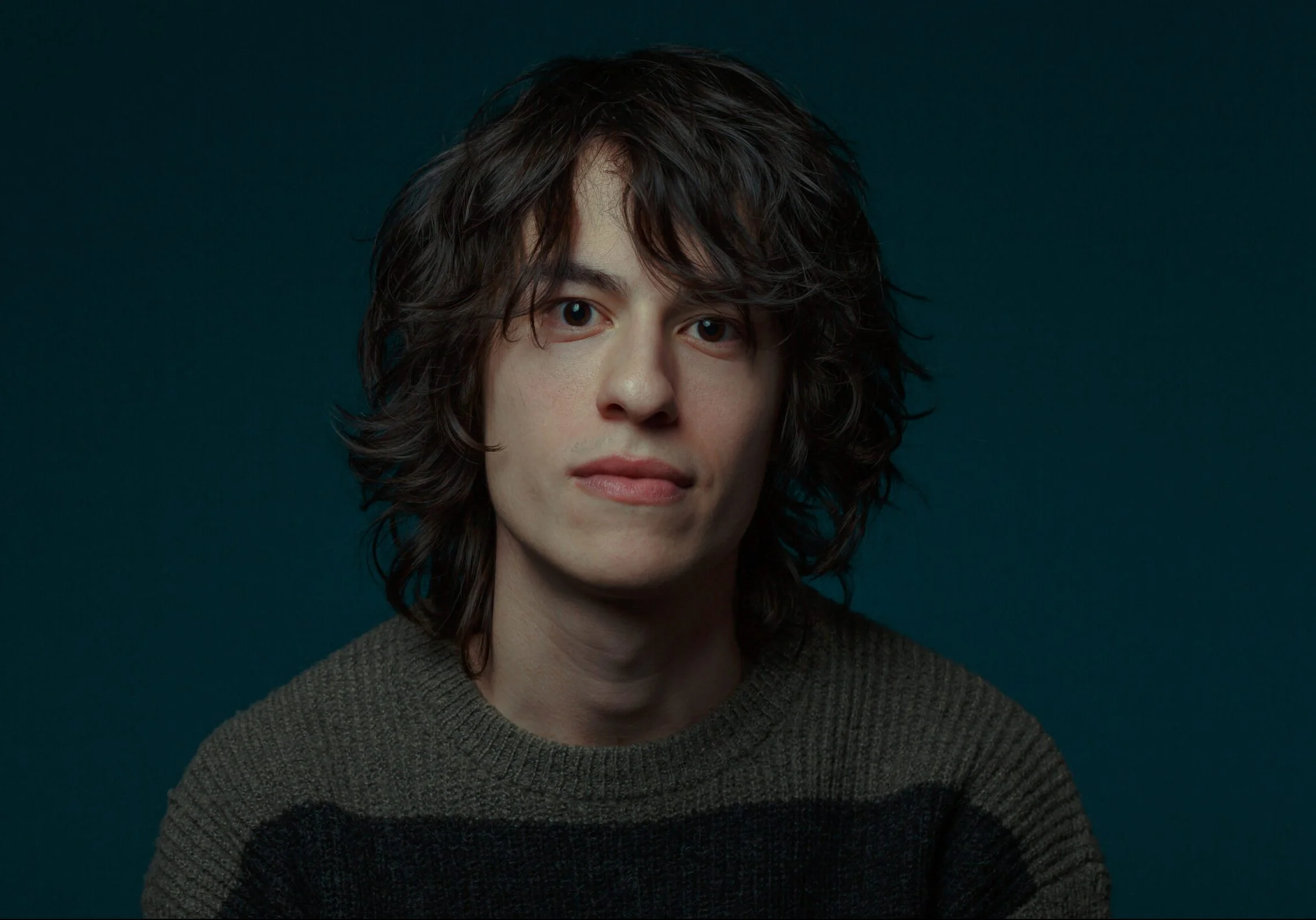 Thalles, o Nem de ‘As Five’, canta sobre as emoções na pandemia em seu primeiro single em português