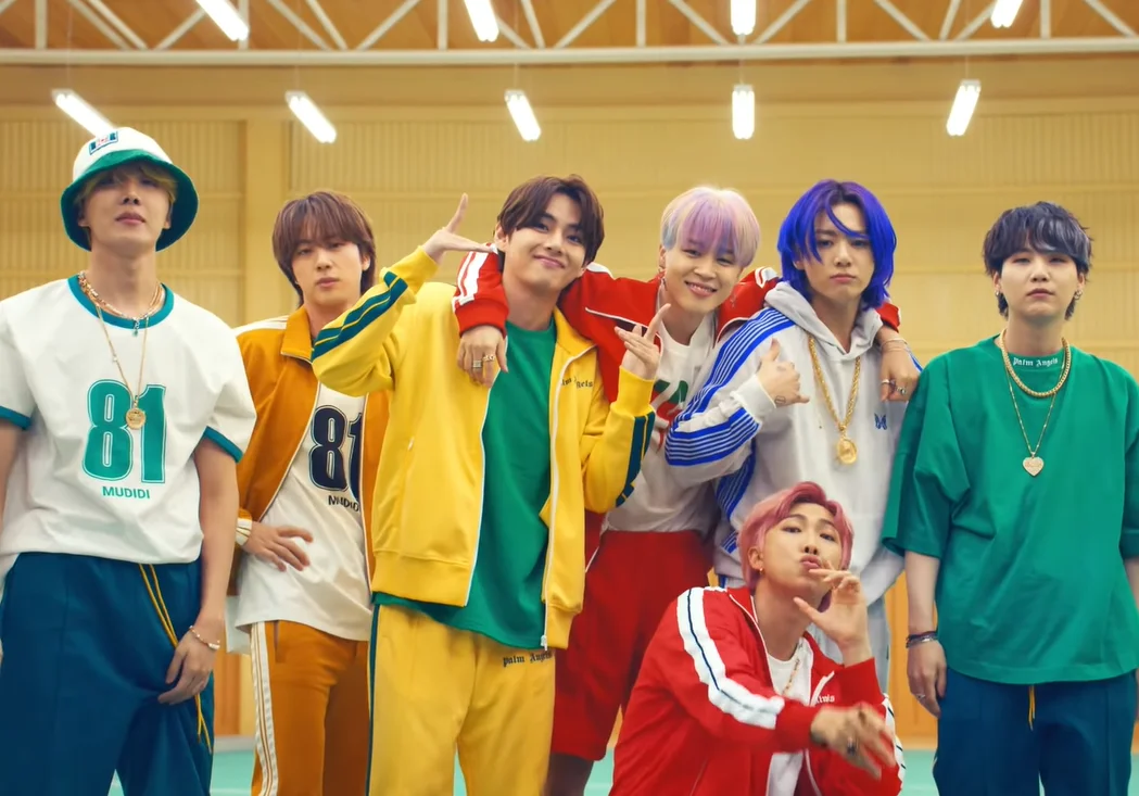BTS lança novas versões de ‘Butter’, com direito a clipe inédito super divertido e colorido