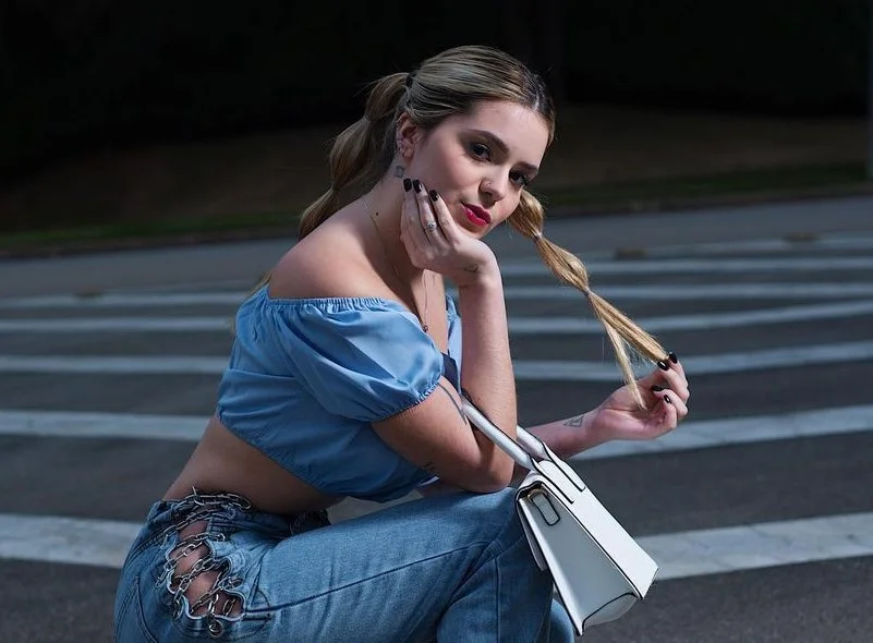 Viih Tube explica porque colocou a placa ‘cancelada’ em sua casa nova: “Representa muito pra mim”