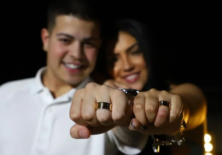 Fofos! Jottapê compartilha vídeo super romântico pedindo namorada em casamento